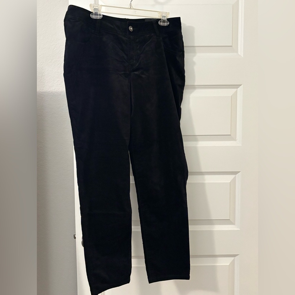 Lane Bryant black velvet slim pants SZ 14 plus size skinny work wear casual NWT